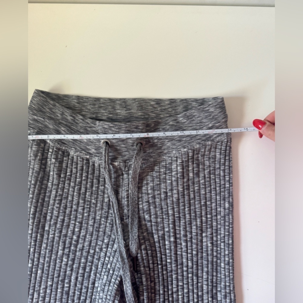 Athleta Revolve Pants Womens Small Petite Gray Ribbed Knit Wide Leg Soft Lounge - Picture 7 of 10